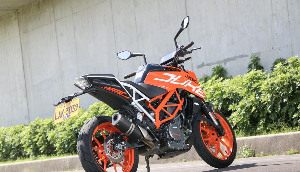 2021 ktm 390 duke车主公认的三大优点与一大缺点
