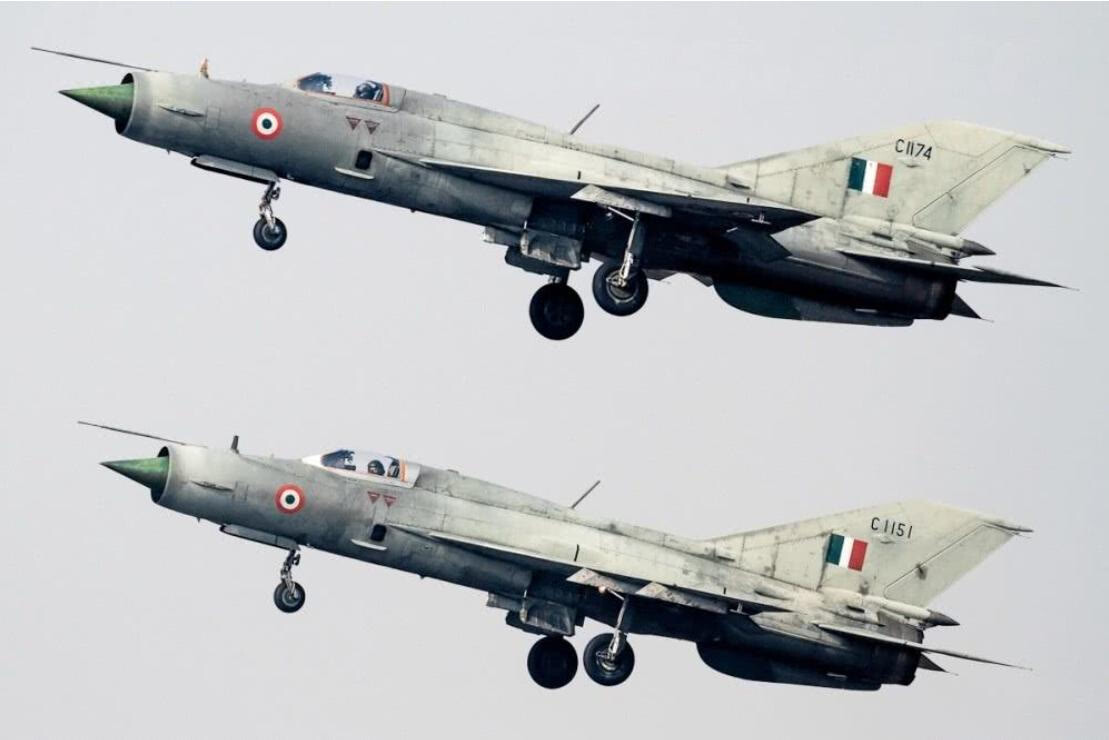 印空军要用机海战术压垮中国!印专家:200亿购买更多的米格战机