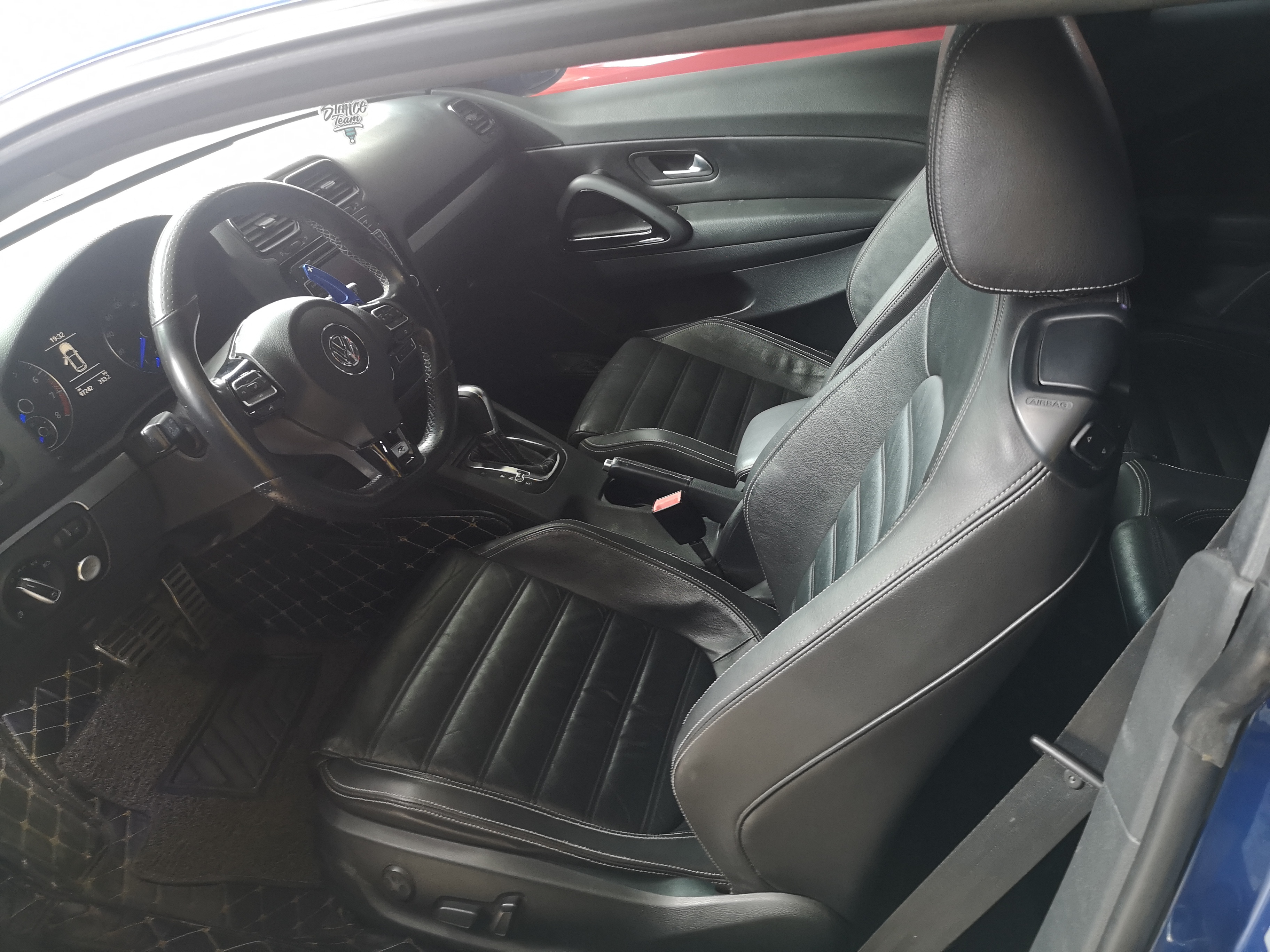 卖掉丰田卡罗拉,买辆开了十年的大众尚酷r,网友:有多想不开