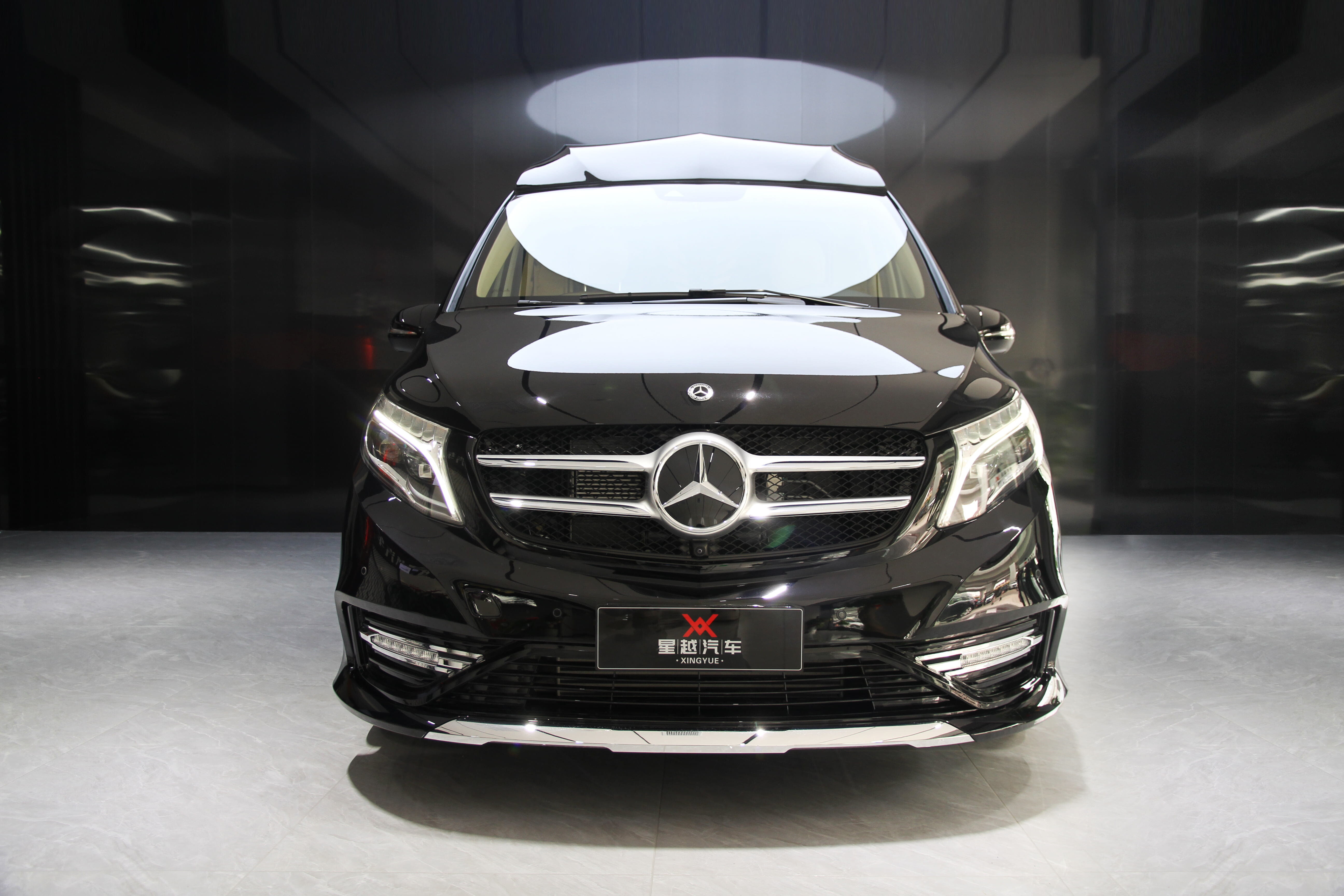 奔驰卡尔森v260l!一款好的商务车都有以下几点__凤凰网