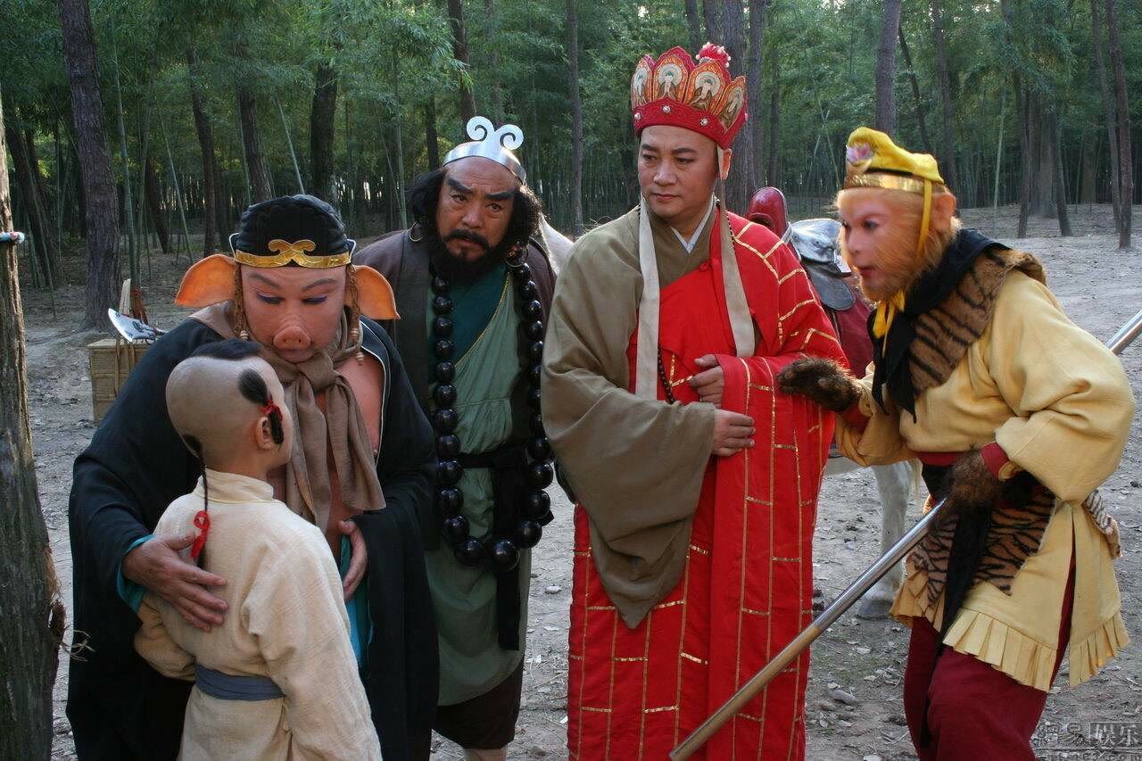 原班人马打造的西游记,86版成经典,续集惹争议,为何如此