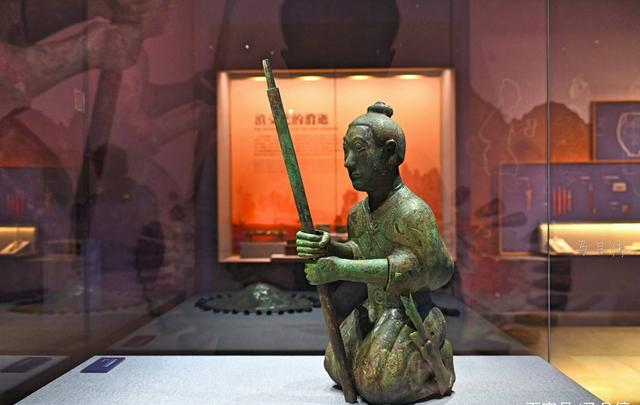 仅存100多年便消失的古滇国,到底有多神秘?云南博物馆可一探究竟__凤凰网