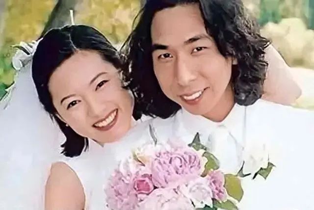 她26岁一脱成名，31岁复出成影后，却为渣男自毁前程，人生唏嘘_凤凰网时尚_凤凰网