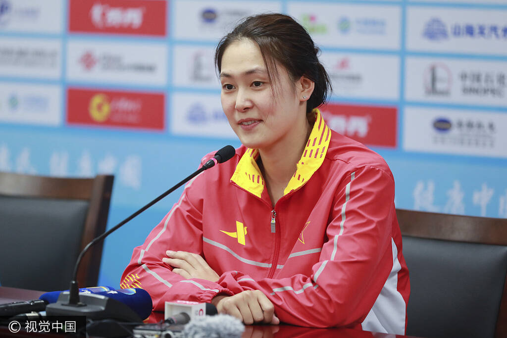 张雨涵晕倒被紧急送医