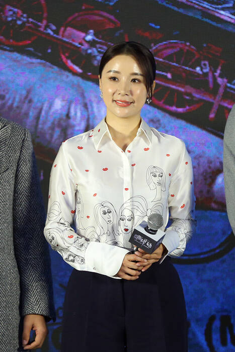 《莫斯科行动》昨日在北京举办发布会,导演张睿,主演夏雨,吴优,姚芊羽