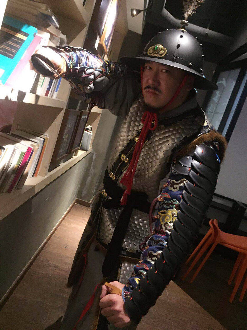 甲光向日金鳞开:网友展示复原明甲