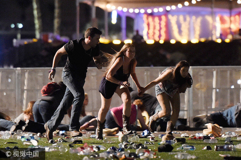 拉斯维加斯惨烈枪战现场 至少50死