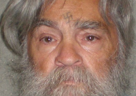 美杀人狂魔去世 因虐杀成名收获狂热粉丝