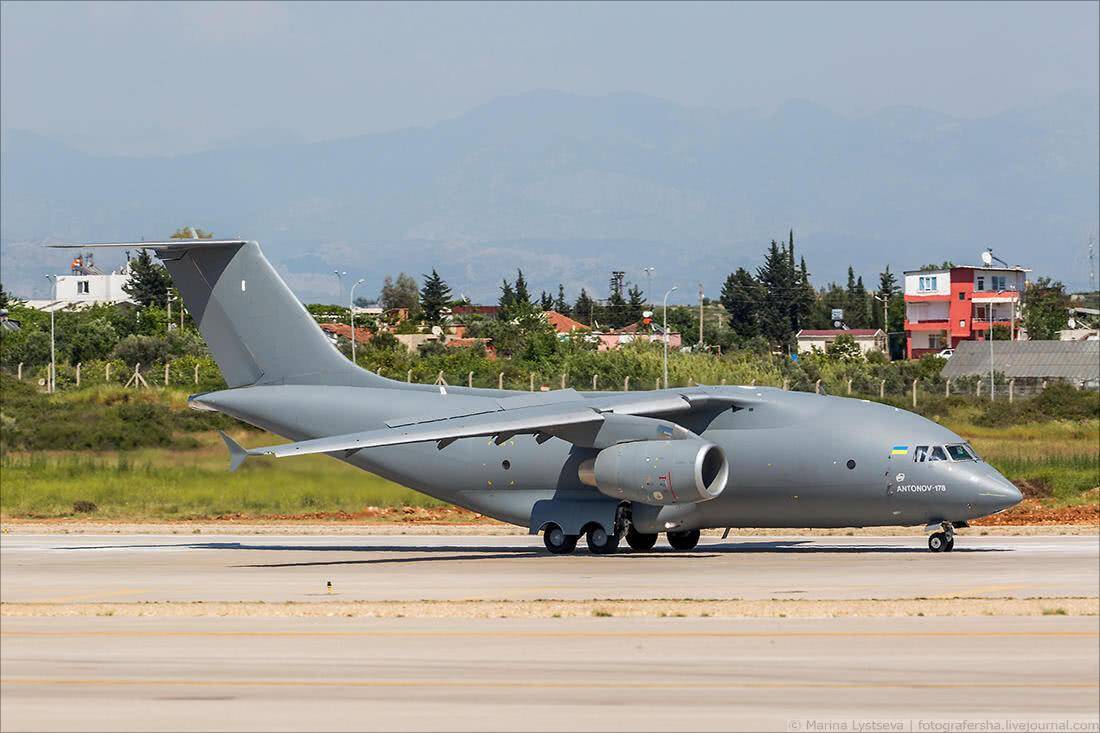 土耳其欧亚航空展掠影 安-70运输机的对转桨叶很奇特