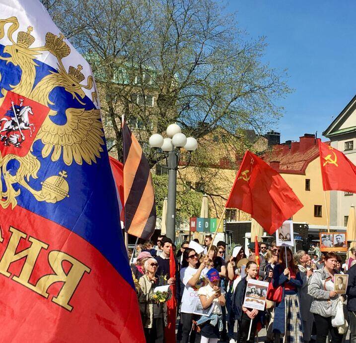 日本东京,韩国汉城,西班牙马德里,意大利罗马等地发起"不死军团"游行