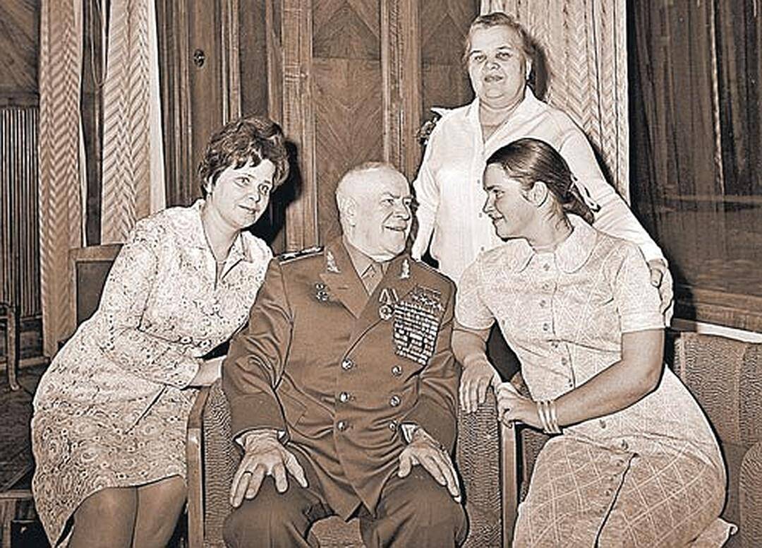 苏联卫国战争时期，最耀眼的元帅，毫无疑问是朱可夫。第二耀眼的