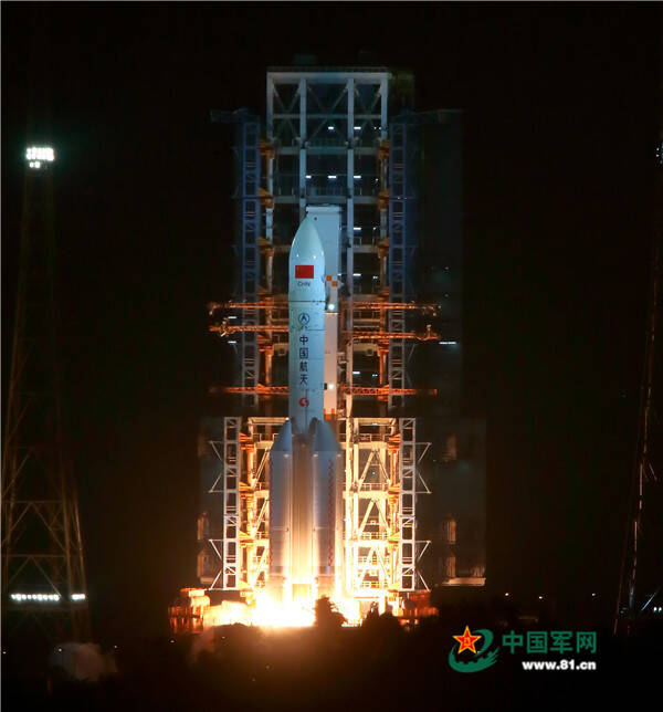 中国重型火箭长征-5震撼发射 起飞推力超1000吨_手机凤凰网