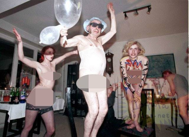 声色犬马全集观看 2a5212bd982eb90_size42_w640_h465.jpg