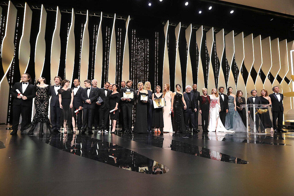 直击:第70届戛纳电影节闭幕式内场