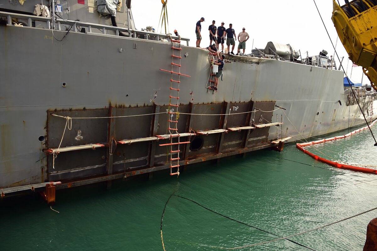 美军就军舰撞船事故惩罚17名美国海军舰员