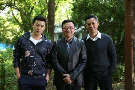 胡静陆毅再聚首 与张凯丽高亚麟同框卖萌