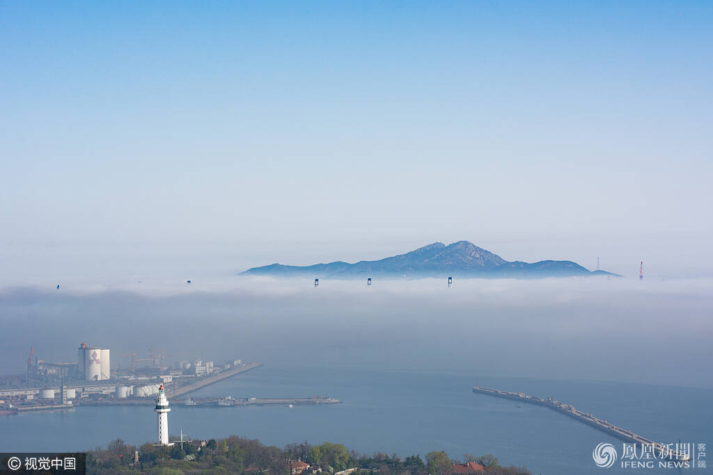 烟台海上飘来平流雾_手机凤凰网