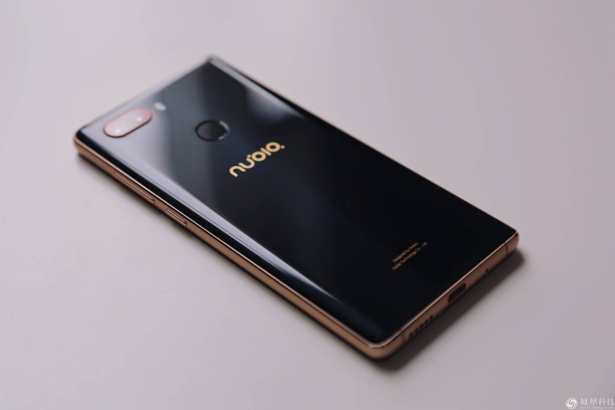 nubia z17s黑金图赏:骁龙835四摄无边全面屏_手机凤凰网