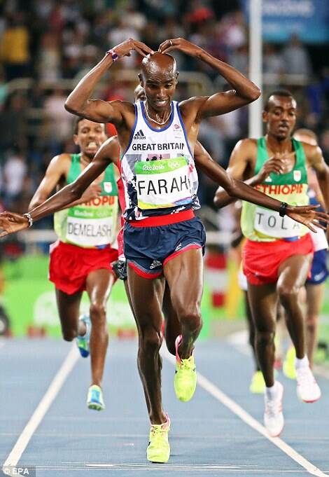 男子10000米决赛,英国名将法拉赫在中途摔倒的极度不利情况下,最终