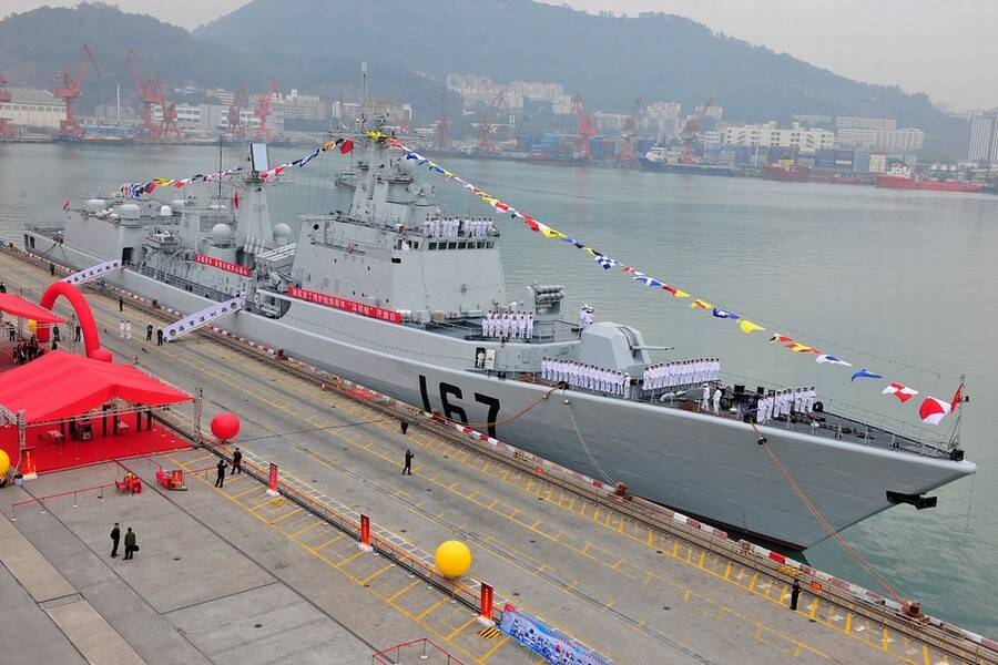 0/0 近日,网上出现了中国海军051b型驱逐舰167"深圳"号改装之后的图片