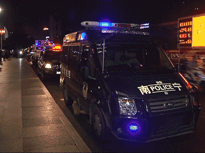 广西南宁警察一夜抓了262人
