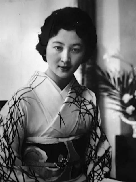 “日版灰姑娘”正田美智子的故事_手机凤凰网