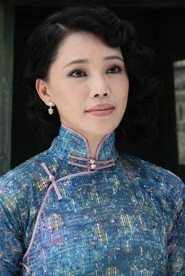 孔维因死在垃圾箱的5个孩子淡出 如今成三千人妈妈_手机凤凰网