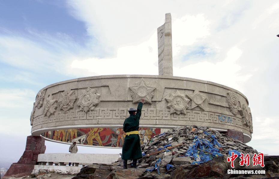 1/10 蒙古乌兰巴托,博克达汗冬宫的喇嘛庙.