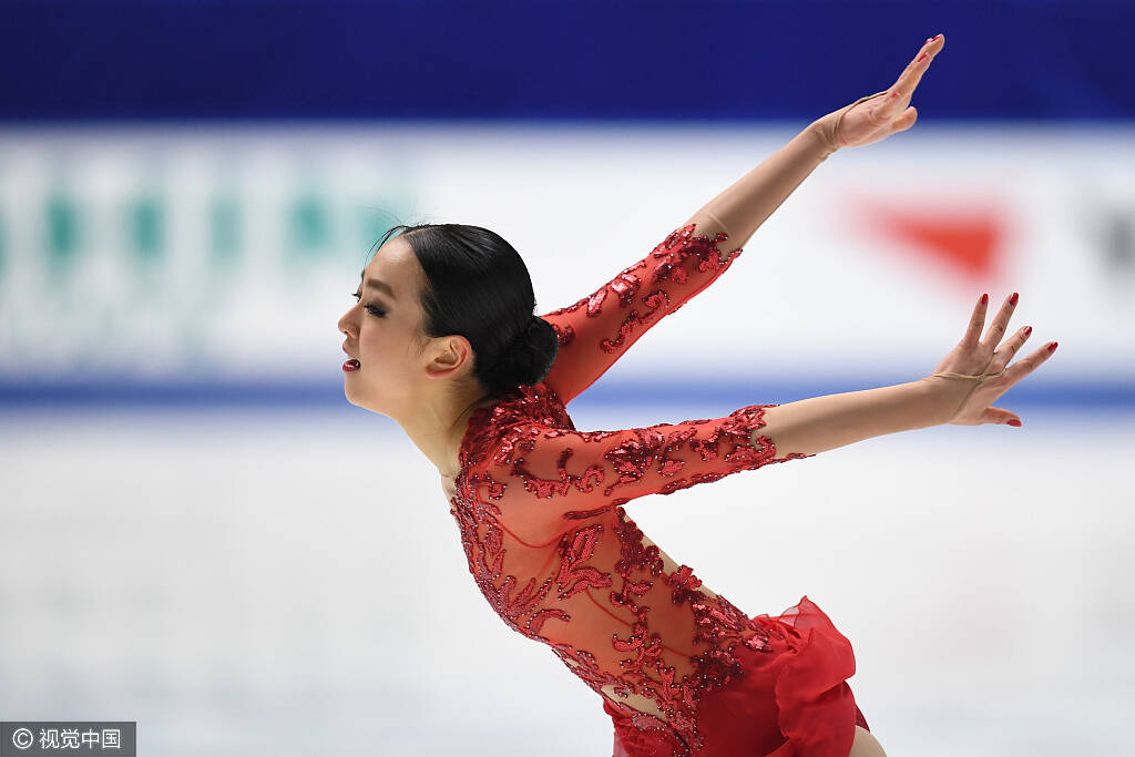 浅田真央退役结束1时代 曾天价获邀拍裸照