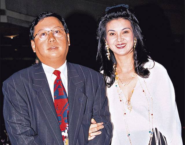 61岁的她曾创史上明星最贵的离婚案