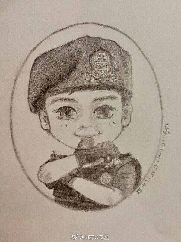 超赞!山东女特警用铅笔画记录下日常