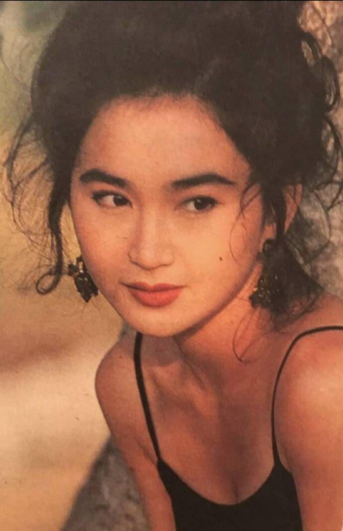 香港女明星80年代卷发图片