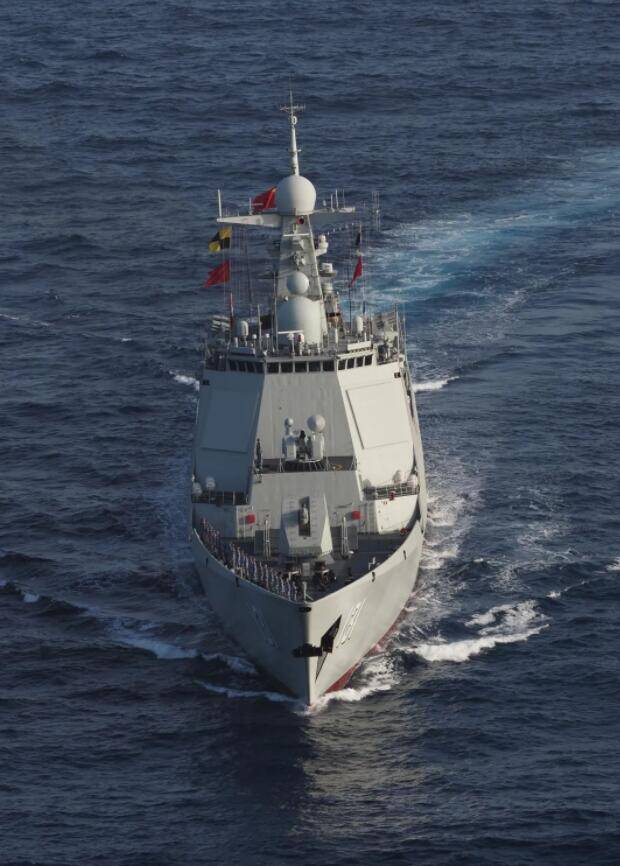 高清大图来袭!海军第34,35批护航编队亚丁湾分航
