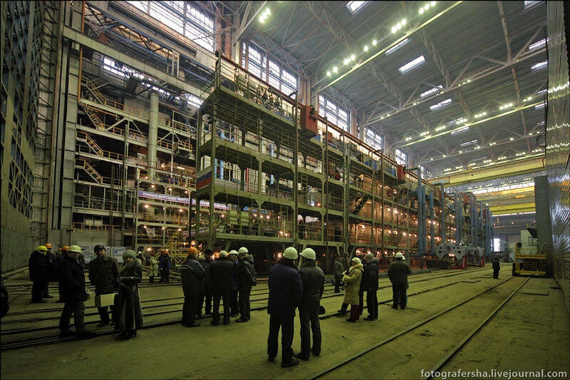 总部设在北德文斯克的阿尔汉格尔斯克地区的zvezdochka造船厂就是基洛