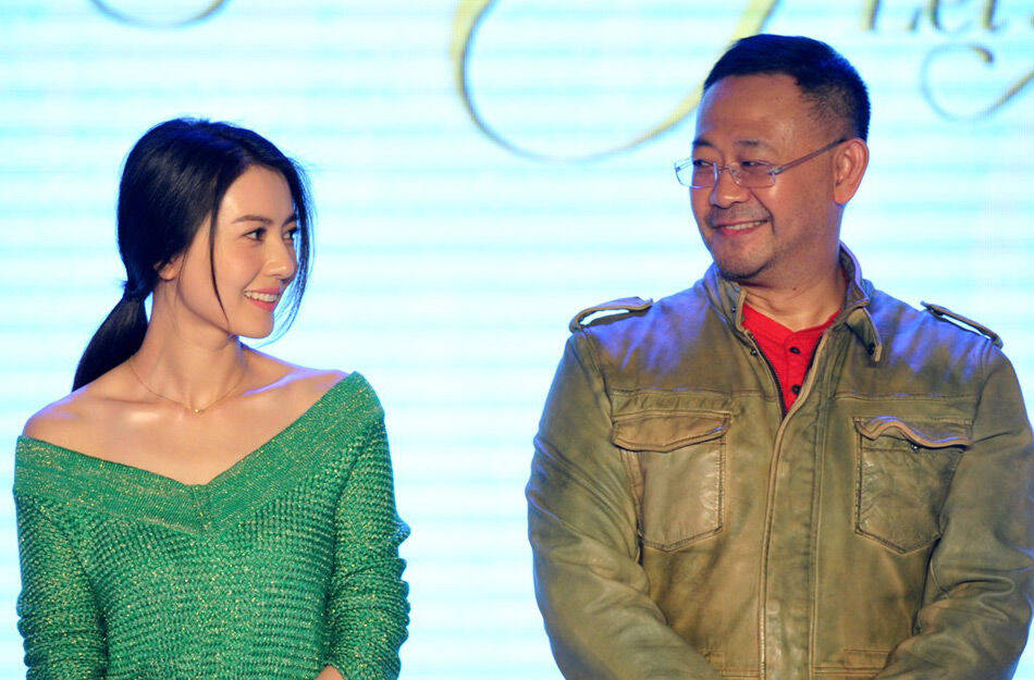 电影《咱们结婚吧》在京举行发布会,女主角高圆圆携手男演员姜武,李晨