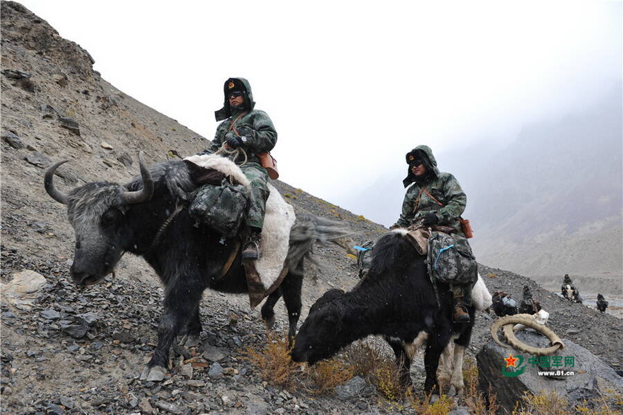 牦牛骑兵巡逻帕米尔高原"死亡谷"全程实录