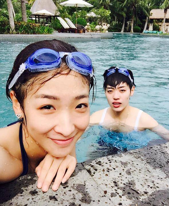 刘诗雯晒度假美照 网友留言称美呆了