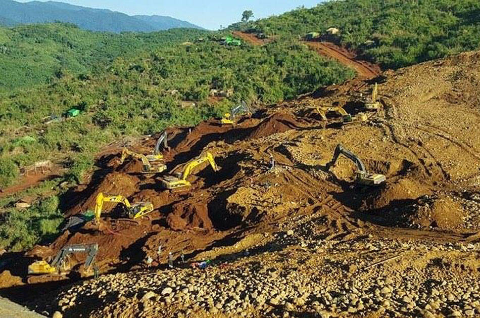 缅甸:山体滑坡 80户人家睡梦中被活埋