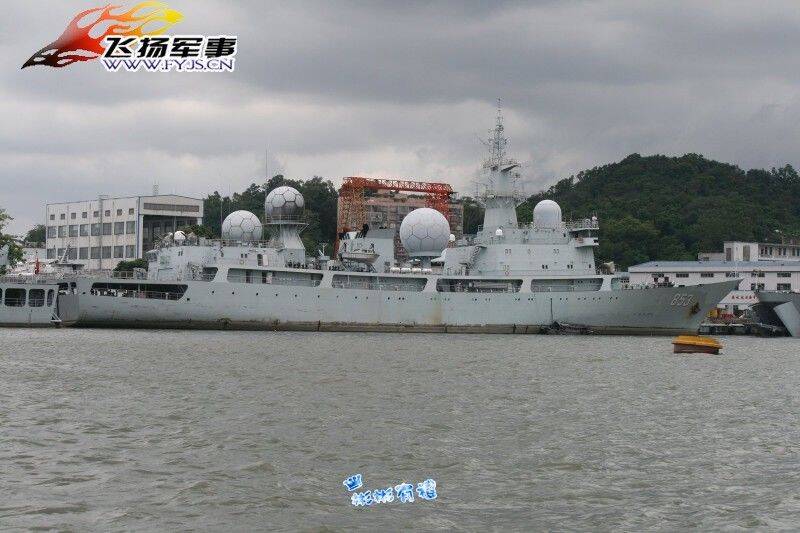 中国深蓝海军千里眼:新一艘电子侦察船刷舷号