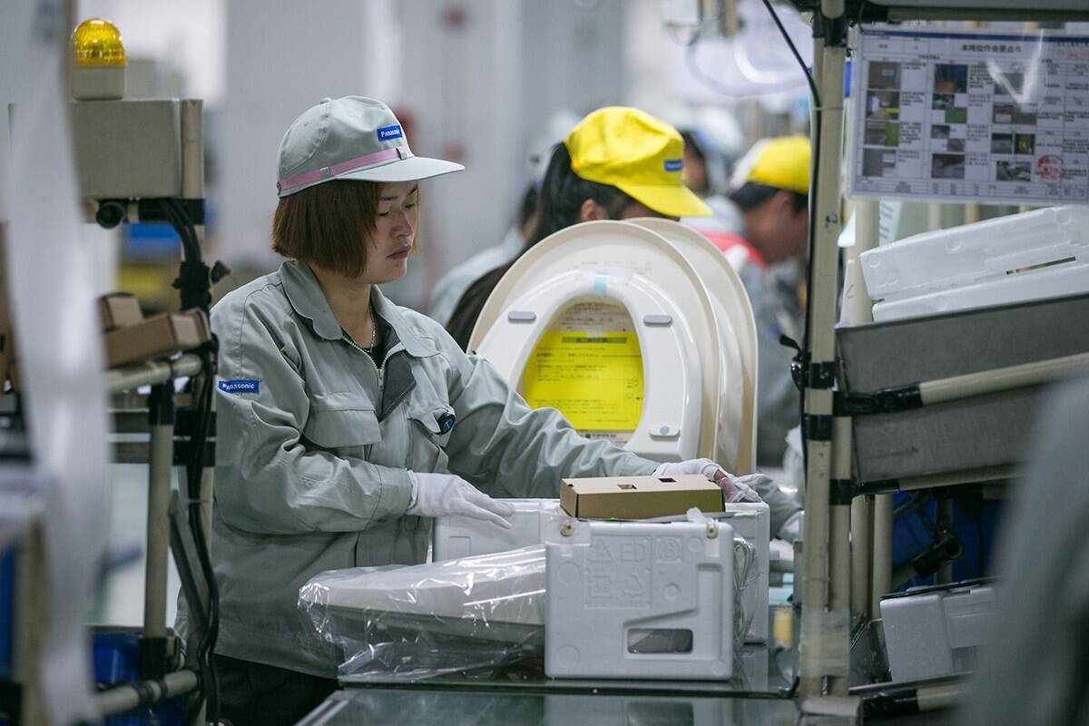 探访杭州下沙日本畅销马桶盖生产线