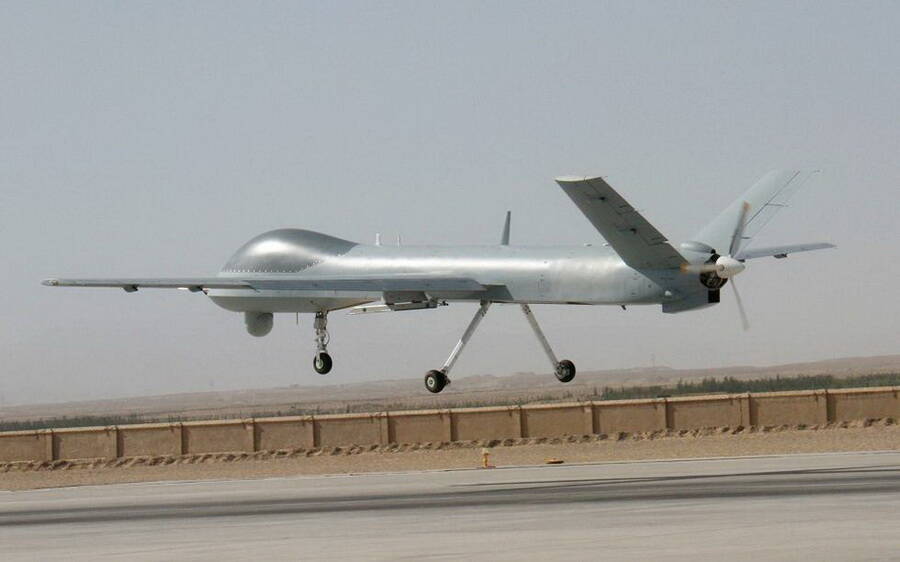 空军无人机首次执行地震灾情侦察任务