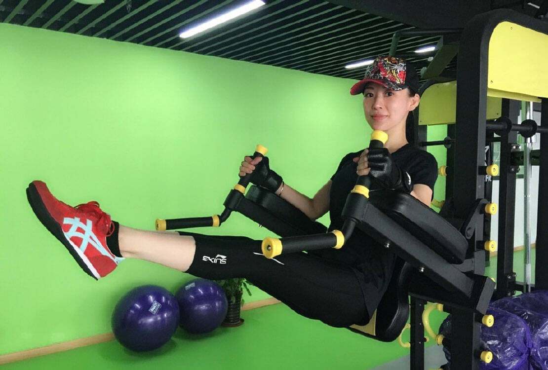 女神潘晓婷爱当"女汉子"