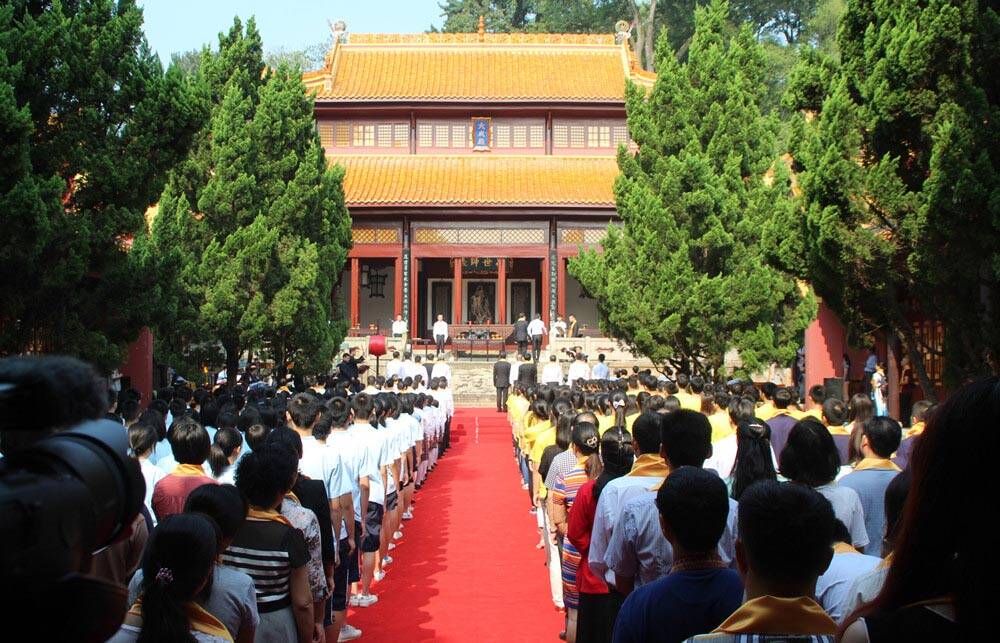 2015年岳麓书院祭祀孔子诞辰2566年精彩图集 手机凤凰网