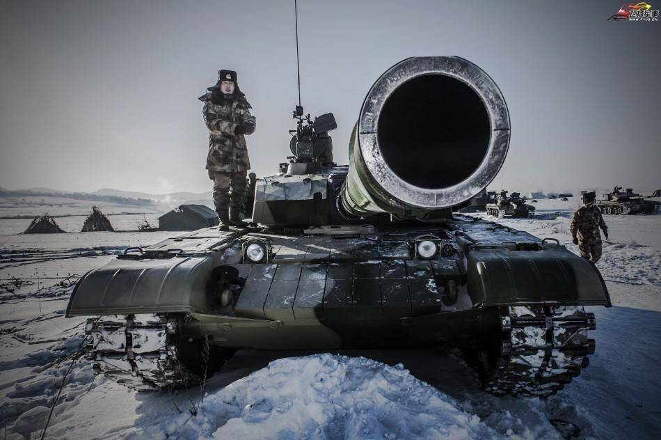 黑黝炮口你怕不怕:中国99主战气势不输美军王牌