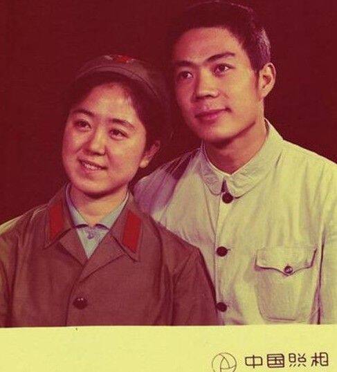 图说薄熙来的两任妻子:谷开来与薄熙来成为罪犯_手机凤凰网