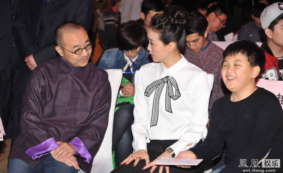 又有新cp?赵文卓女儿见王艳儿子一脸花痴