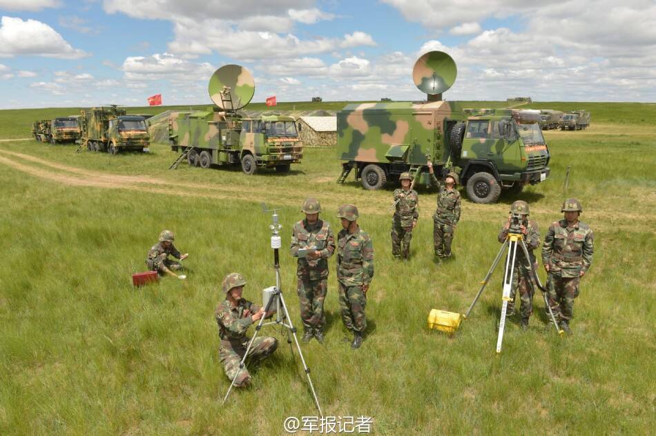 第二炮兵某部装备陆盾2000近防武器系统首次曝光