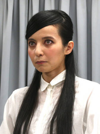 与已婚男开房照曝光 日女星becky做小三含泪道歉