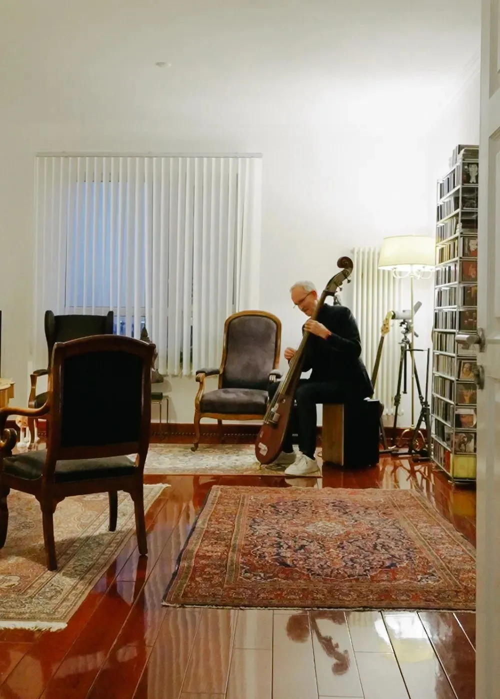 Andrea和丈夫在一起。