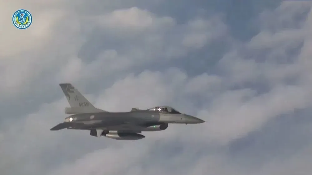 唐驳虎：解放军封岛演习落幕，赖当局慌乱应对，美日集体沉默